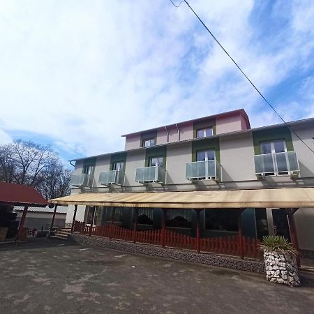 Motel Sofer Volkovce Bagian luar foto