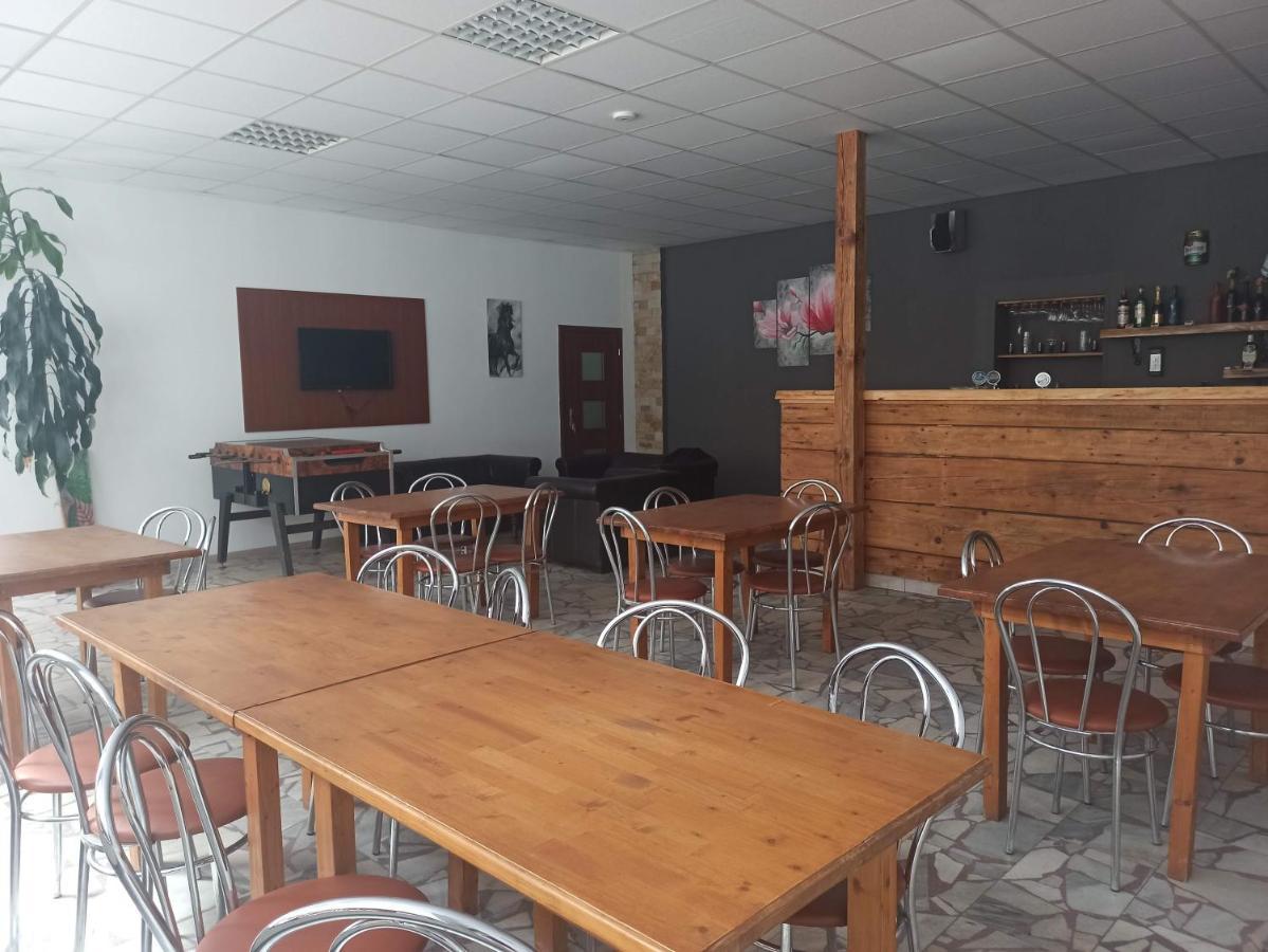 Motel Sofer Volkovce Bagian luar foto